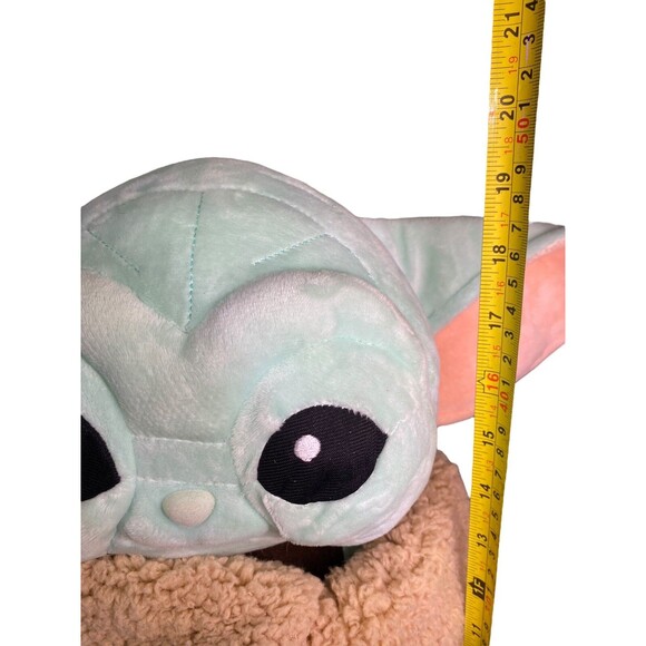 Disney Star Wars Mandalorian Baby Yoda Halloween Porch Greeter 20% Rare Large - Picture 8 of 14